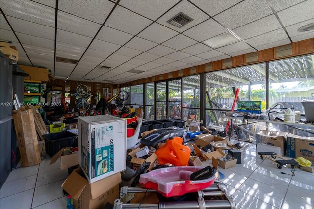 861 NW 67th Ave, Plantation, FL 33317