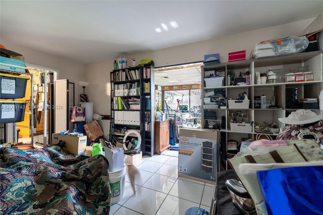 861 NW 67th Ave, Plantation, FL 33317