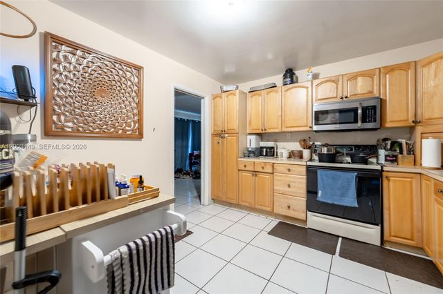 861 NW 67th Ave, Plantation, FL 33317