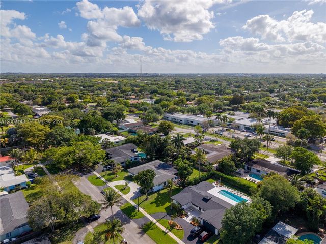 861 NW 67th Ave, Plantation, FL 33317