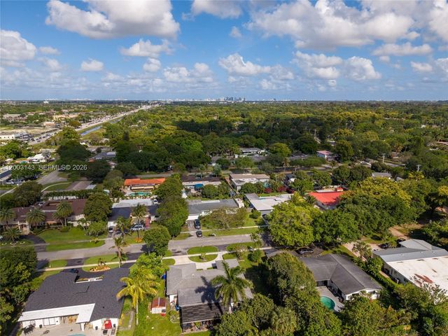 861 NW 67th Ave, Plantation, FL 33317