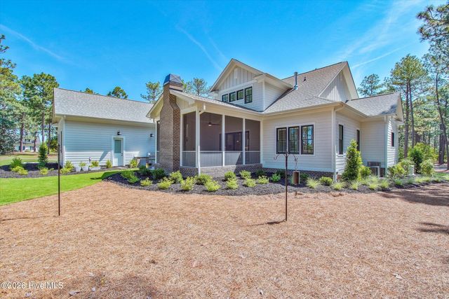 3 Ridgeland Street, Pinehurst, NC 28374