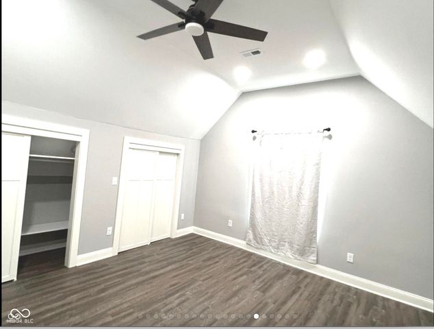 958 Woodruff Place Middle Unit B Drive, Indianapolis, IN 46201