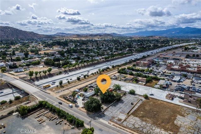 1652 4th, Norco, CA 92860