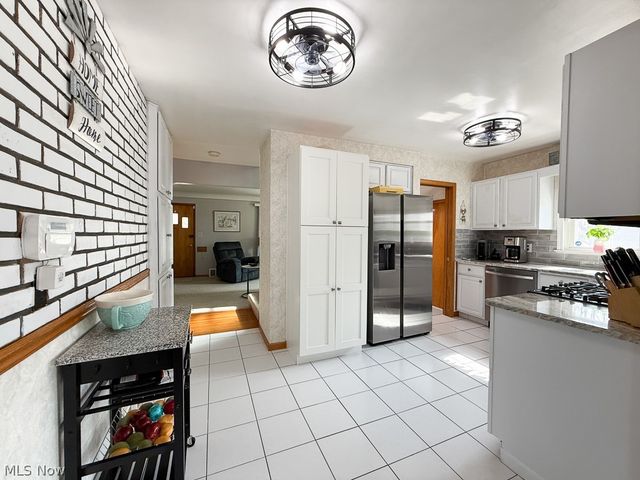 1554 Rush Road, Wickliffe, OH 44092