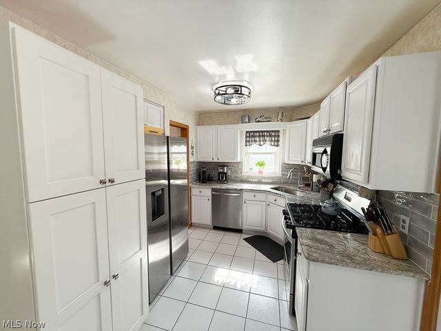 1554 Rush Road, Wickliffe, OH 44092