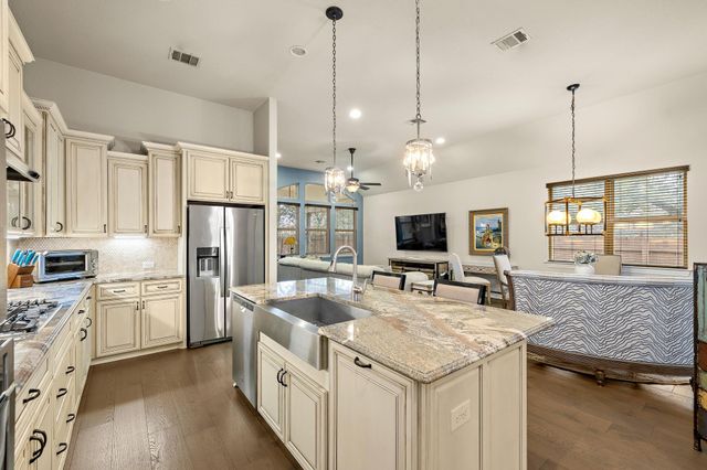 520 Merlin LN, Leander, TX 78641