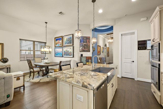 520 Merlin LN, Leander, TX 78641