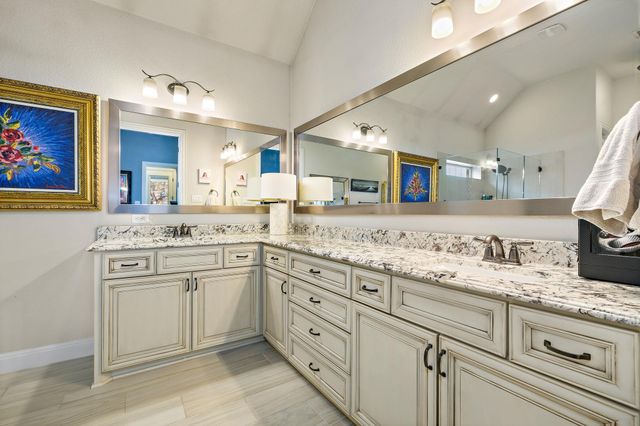 520 Merlin LN, Leander, TX 78641