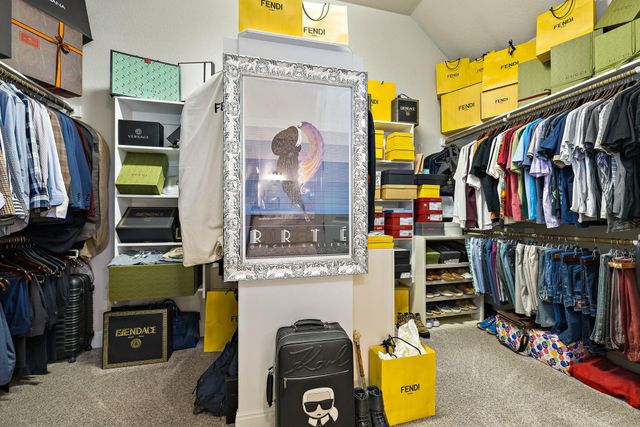 520 Merlin LN, Leander, TX 78641