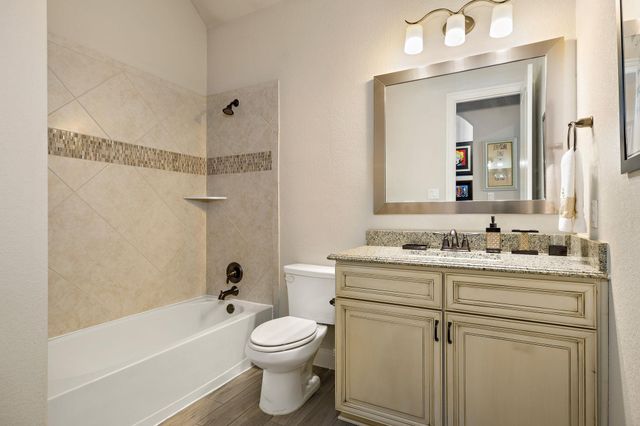 520 Merlin LN, Leander, TX 78641