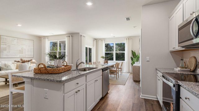 86 Ashworth Drive, Tabor City, NC 28463