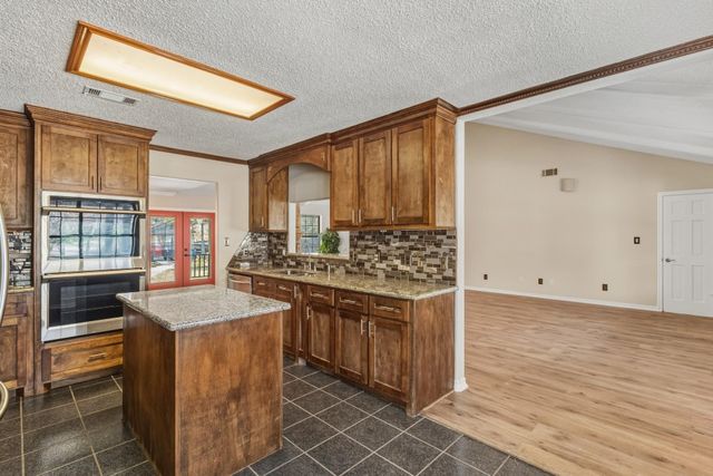 6214 Bayou Boulevard, Baytown, TX 77521