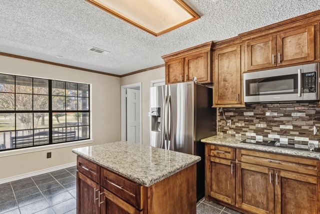 6214 Bayou Boulevard, Baytown, TX 77521