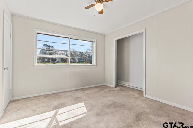 2400 Holly Street, Jacksonville, TX 75766