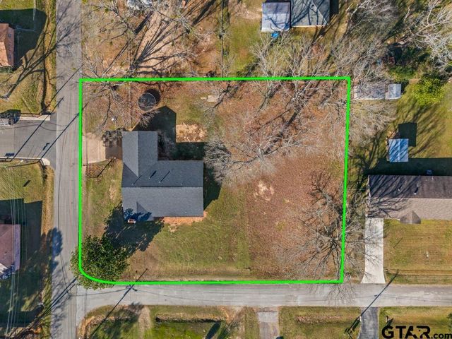 2400 Holly Street, Jacksonville, TX 75766