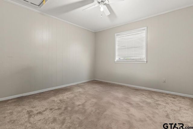 2400 Holly Street, Jacksonville, TX 75766