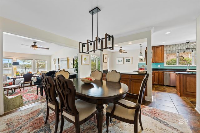 9100 Lakeview Drive, Foley, AL 36535