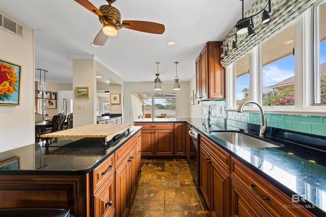 9100 Lakeview Drive, Foley, AL 36535