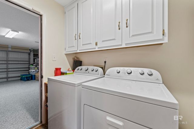 9100 Lakeview Drive, Foley, AL 36535