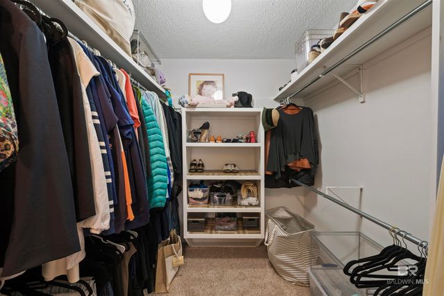 9100 Lakeview Drive, Foley, AL 36535