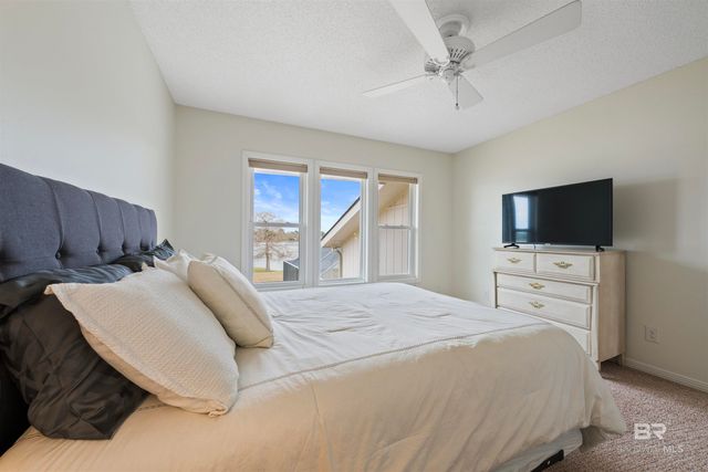 9100 Lakeview Drive, Foley, AL 36535