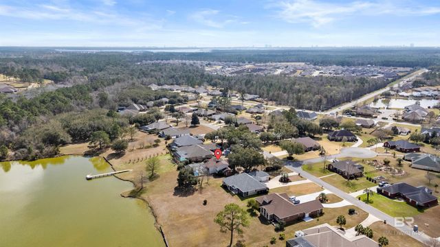 9100 Lakeview Drive, Foley, AL 36535