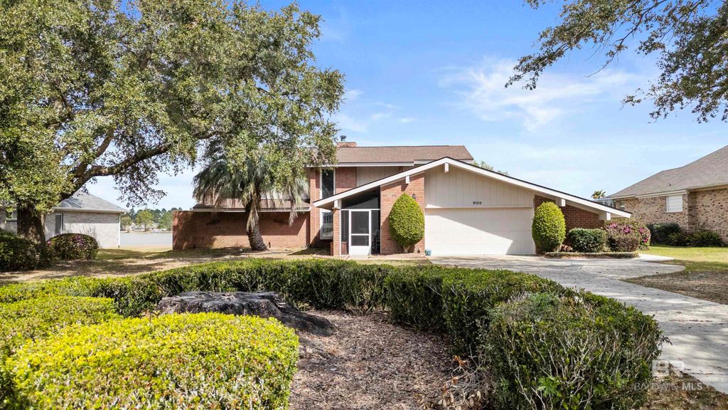9100 Lakeview Drive, Foley, AL 36535
