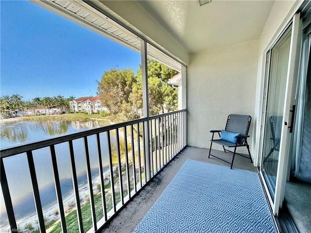 4700 Saint Croix LN # 335, Naples, FL 34109