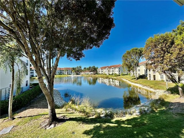 4700 Saint Croix LN # 335, Naples, FL 34109