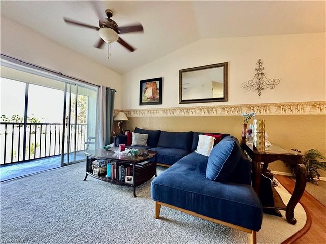 4700 Saint Croix LN # 335, Naples, FL 34109