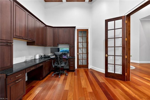 4216 Haymarket LN, Williamsburg, VA 23188