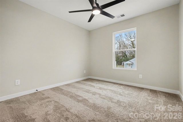 402 N Myrtle Street, Gastonia, NC 28052