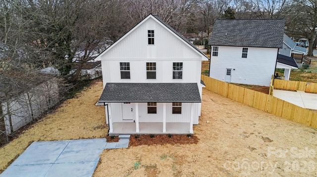 402 N Myrtle Street, Gastonia, NC 28052