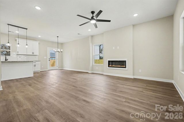 402 N Myrtle Street, Gastonia, NC 28052