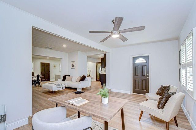 1511 E NORTH STREET, Tampa, FL 33610