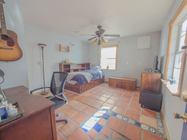 1002 Walter Street NE, Albuquerque, NM 87102