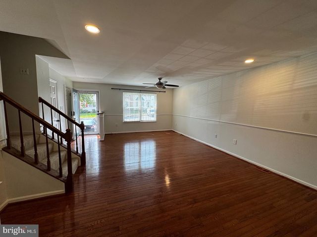 7344 RHONDDA DR, Lorton, VA 22079