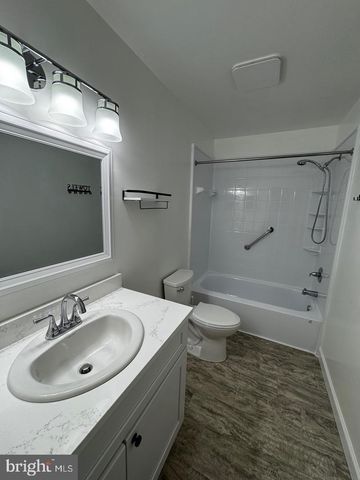 7344 RHONDDA DR, Lorton, VA 22079