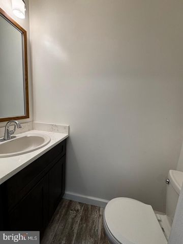 7344 RHONDDA DR, Lorton, VA 22079
