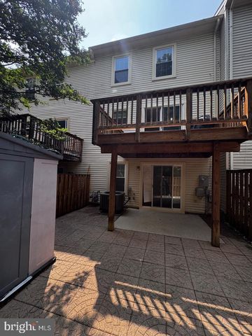 7344 RHONDDA DR, Lorton, VA 22079