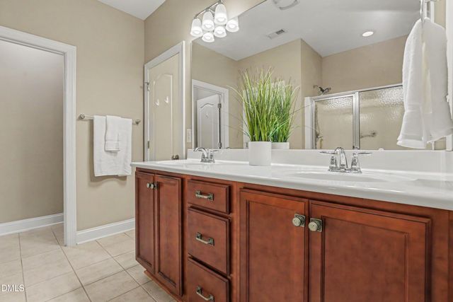 762 Arrowhead Lake Court, Fuquay Varina, NC 27526
