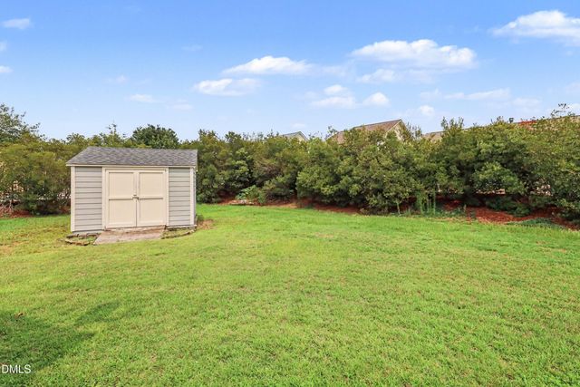 762 Arrowhead Lake Court, Fuquay Varina, NC 27526