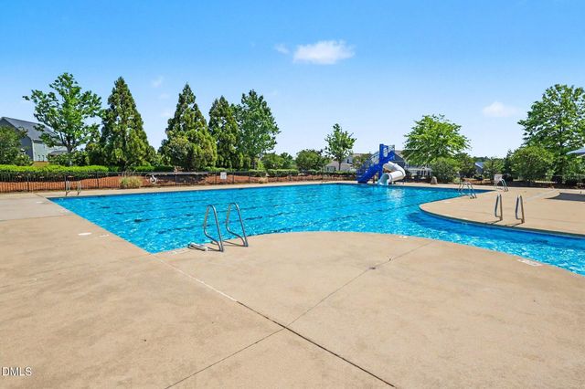 762 Arrowhead Lake Court, Fuquay Varina, NC 27526