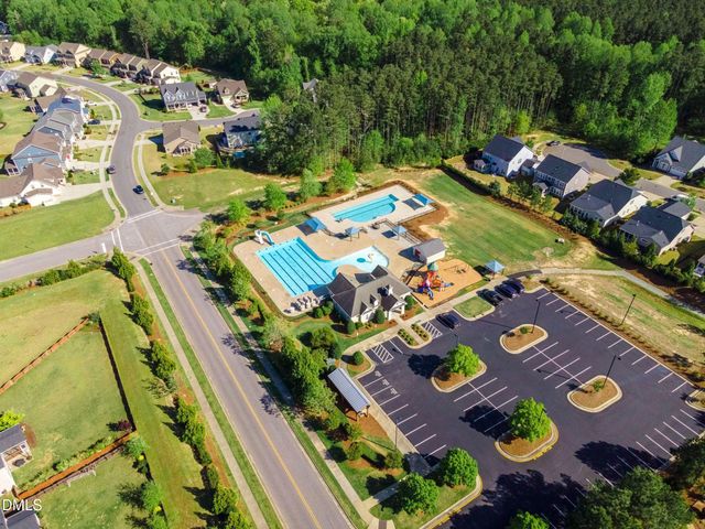 762 Arrowhead Lake Court, Fuquay Varina, NC 27526
