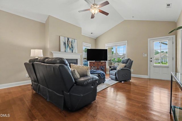 762 Arrowhead Lake Court, Fuquay Varina, NC 27526