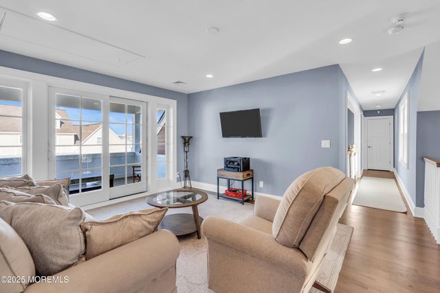 304 Schooner Lane, Mantoloking, NJ 08738