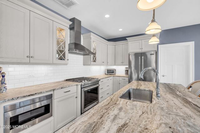 304 Schooner Lane, Mantoloking, NJ 08738