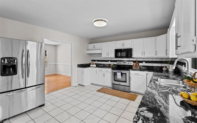 1568 Jubilee Trail, Kernersville, NC 27284