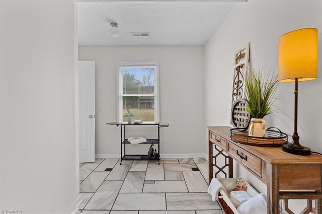 1568 Jubilee Trail, Kernersville, NC 27284